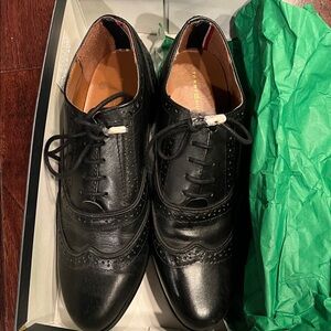 NWT Tommy Hilfiger Black Leather Oxford Shoes